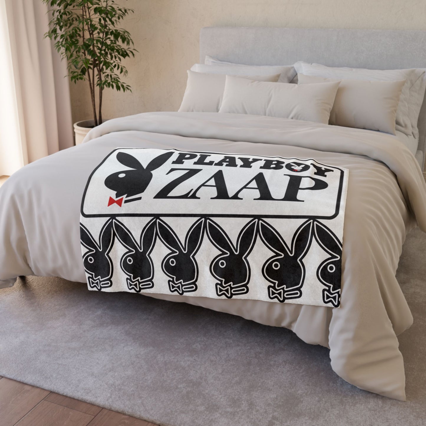 Playboy-Inspired Soft Polyester Blanket